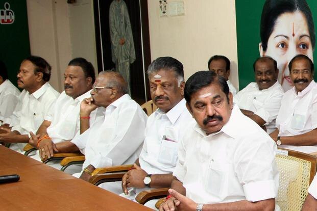 Disqualification of 18 AIADMK MLAs: Madras HC passes split verdict, status quo continues Disqualification of 18 AIADMK MLAs: Madras HC passes split verdict, status quo continues