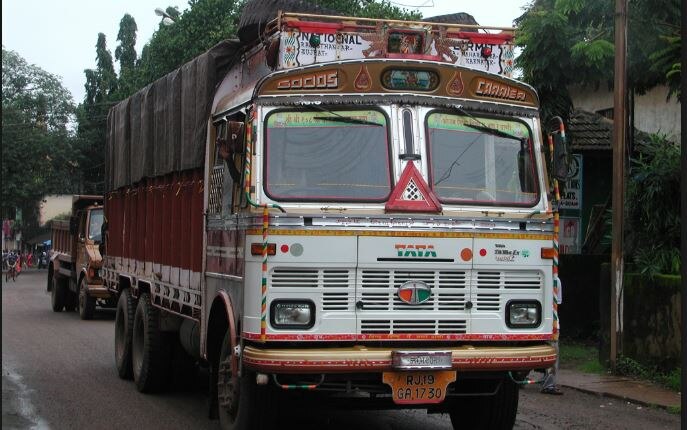 Truck owners & operators begin indefinite nationwide strike over diesel price hike Truck owners & operators begin indefinite nationwide strike over diesel price hike