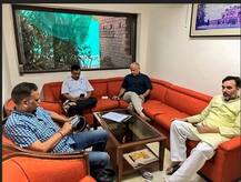 Kejriwal\'s protest reaches day-9; Congress calls it \'drama\'