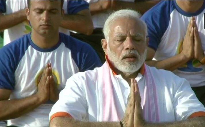 PM Narendra Modi leads International Yoga Day 2018 celebrations at the Forest Research Institute in Dehradun, Uttarakhand. Image: ANI