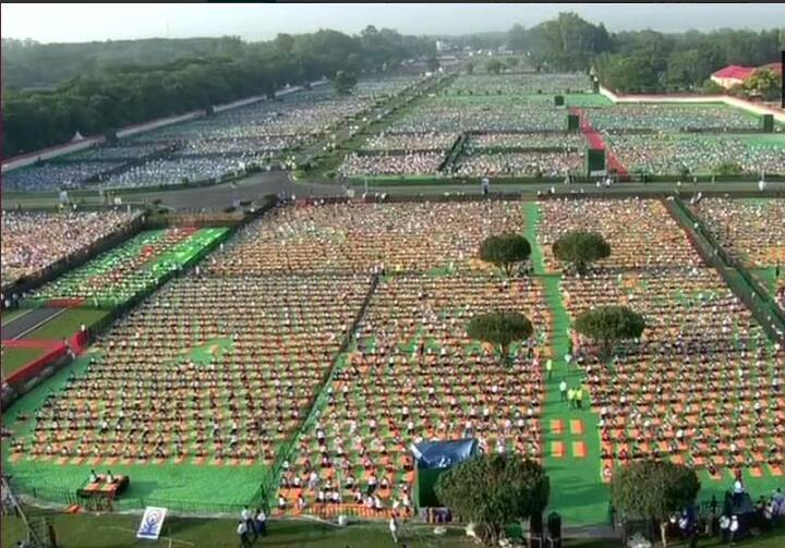 Volunteers gathered in huge number tp mark the fourth International day of Yoga/ Image: ANI