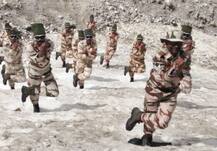 Breathtaking Pictures: Security forces beat ice, water and altitude to perform Yoga