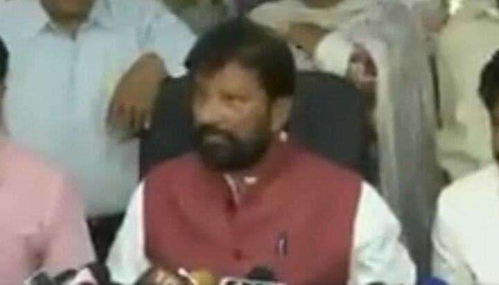 BJP leader Lal Singh warns Kashmiri journalists of ‘Shujaat-like incident’ BJP leader Lal Singh warns Kashmiri journalists of ‘Shujaat-like incident’