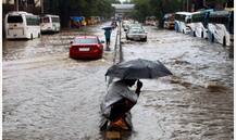 Heavy rains lash parts of Kashmir, halts Amarnath Yatra; MeT issues alert in other states including DelhiFlood-like situation in parts of Kashmir, halts Amarnath Yatra; MeT issues alert in other states including Delhi