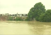 PICTURES: Heavy rains drown Kashmir, alert issued as water-level crosses danger mark