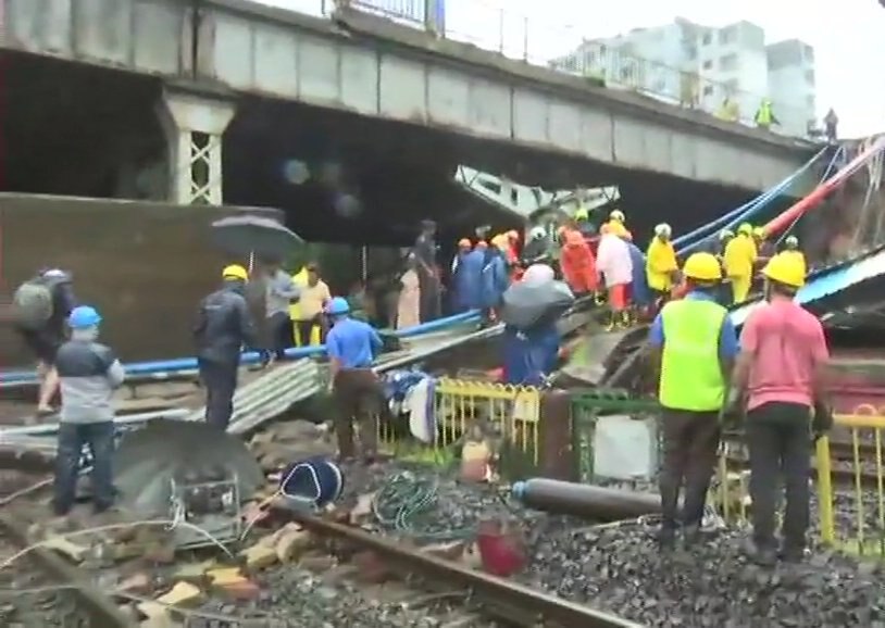 Mumbai bridge collapse: Local train services hit, 5 hurt; Railway minister orders probe