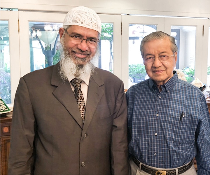 Zakir Naik latest news: Malaysia will not easily give in to India's demand to deport preacher, says PM Mahathir Mohamad Malaysia will not easily give in to India's demand to deport Zakir Naik: PM Mahathir