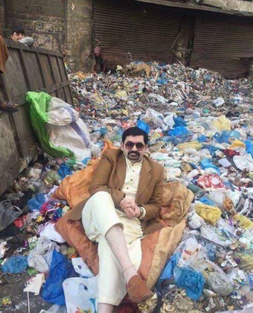 He shared pictures from a garbage dump on social media. Image- Facebook/ Ayaz Memom Motiwala