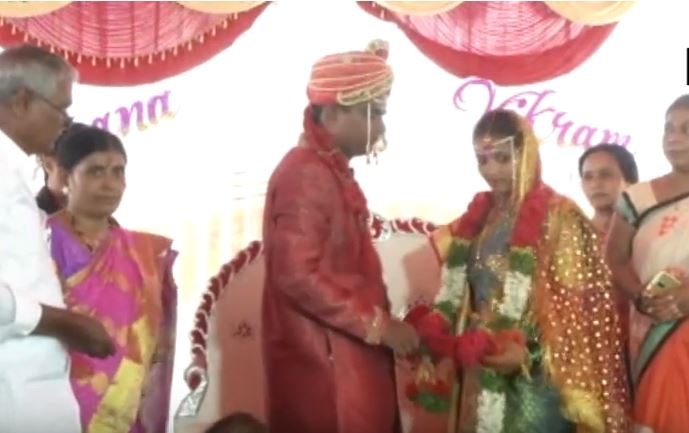 Against all odds: Brahmin boy ties the knot with Muslim girl in Karnataka Against all odds: Brahmin boy ties knot with Muslim girl in Karnataka