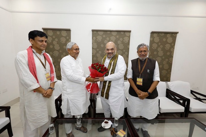 Kumar and Shah first met over breakfast for about an hour and later over dinner during the first visit of Shah to Bihar after return of Kumar's JDU to the NDA. Photo: Twitter