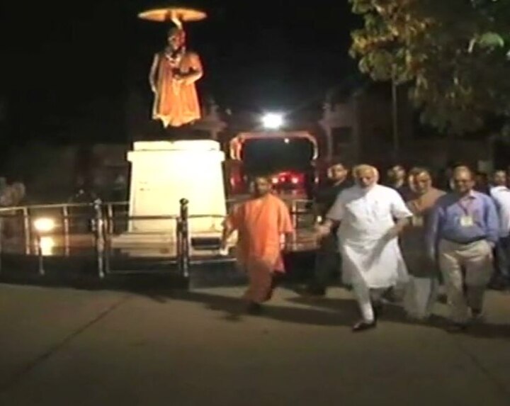 PM Modi goes on late night tour, inspects development projects in Varanasi Narendra Modi in Varanasi: PM goes on late night tour, inspects development projects in city