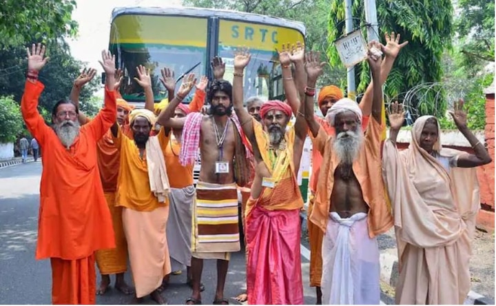 2,922 pilgrims leave for Amarnath Yatra 2,922 pilgrims leave for Amarnath Yatra