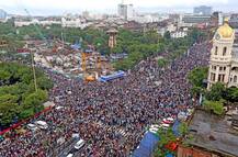 In pics: Mamata Banerjee addresses Martyrs\' Day rally in Kolkata; People, TMC supporters swamp streets