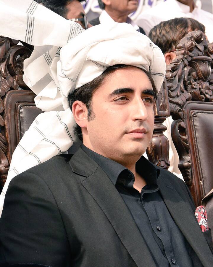 Bilawal Bhutto Zardari, Pakistan People's Party (PPP) - Being Benazir Bhutto's son, Bilawal Bhutto Zardari can benefit from the goodwill that the legacy of Bhutto family brings as once dominant forces in Pakistani politics. Although, the challenge comes from the same, because the family is no longer as politically relevant as it once was, even in their stronghold Sindh. His progressive views are getting supported yet his chances seem relatively grim. In a case of no absolute majority, he can play the kingmaker. The PPP chairman is contesting from NA246 (Larkana) constituency among others. Pic Courtesy: @bbhuttozardari4/twitter
