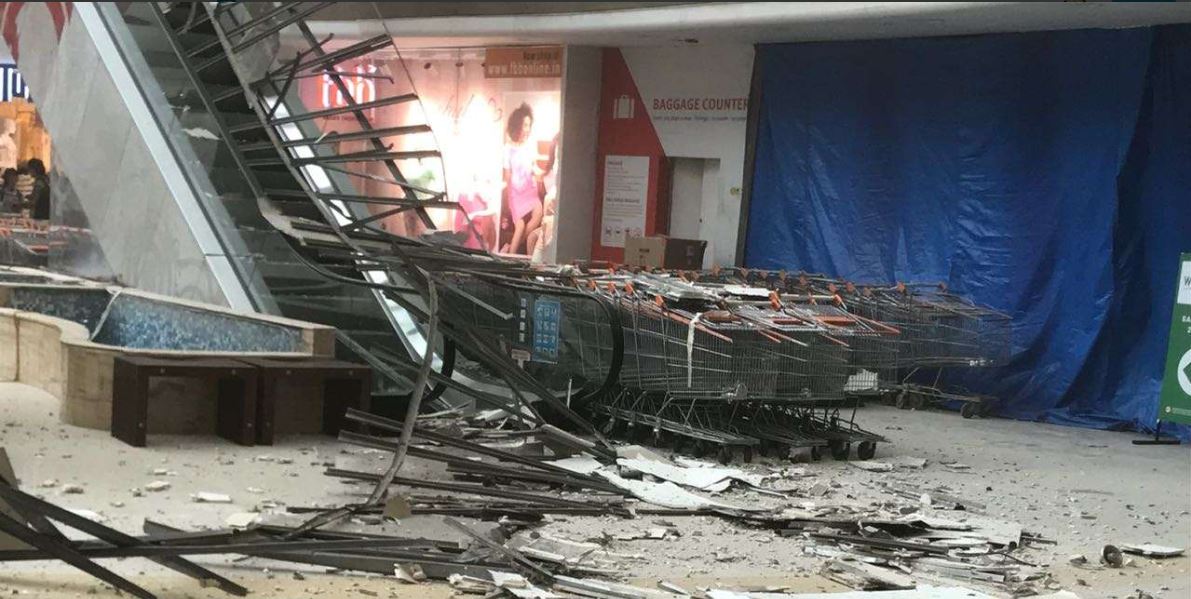 WATCH: Ceiling of Raghuleela Mall collapses in Navi Mumbai; no casualty reported