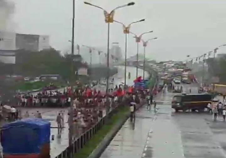 During the Maratha Kranti Morcha (MKM) Mumbai shutdown today, violence erupted at the Mumbai-Pune highway. (ANI Image)