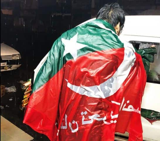 The country seemed to head for a hung National Assembly late on Wednesday, as the leads from counting centres showed no party getting a clear-cut majority. (Image: ImranKhanOfficial/ Facebook)