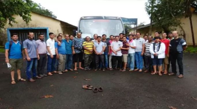 33 picnickers killed as bus falls into 500-ft gorge near Maharashtra's Raigad district