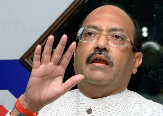 Amar Singh's presence at Narendra Modi's event in Lucknow triggers speculation Will Amar Singh join BJP? His presence at PM Modi's event in Lucknow triggers speculations