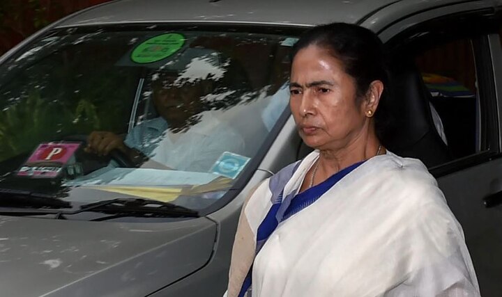 Assam NRC: Rail Roko protests in Bengal; Mamata to meet top opposition leaders in Delhi Assam NRC: Rail Roko protests in Bengal; Mamata to meet top opposition leaders in Delhi