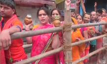 IN PICS: Devotees throng to temples to offer prayers on second Monday of Sawan