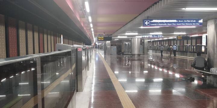 Delhi Metro Pink Line: With the inauguration of this section, the metro network in the capital city has expanded to 296 Km, covering 214 metro stations in total.(Twitter/DelhiMetroNCR)