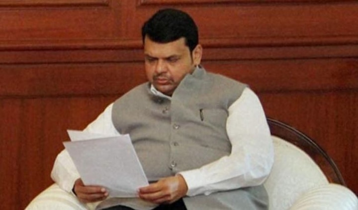 Fresh troubles for Fadnavis govt: 17 lakh state employees on strike from today Fresh troubles for Fadnavis govt: 17 lakh state employees on strike from today