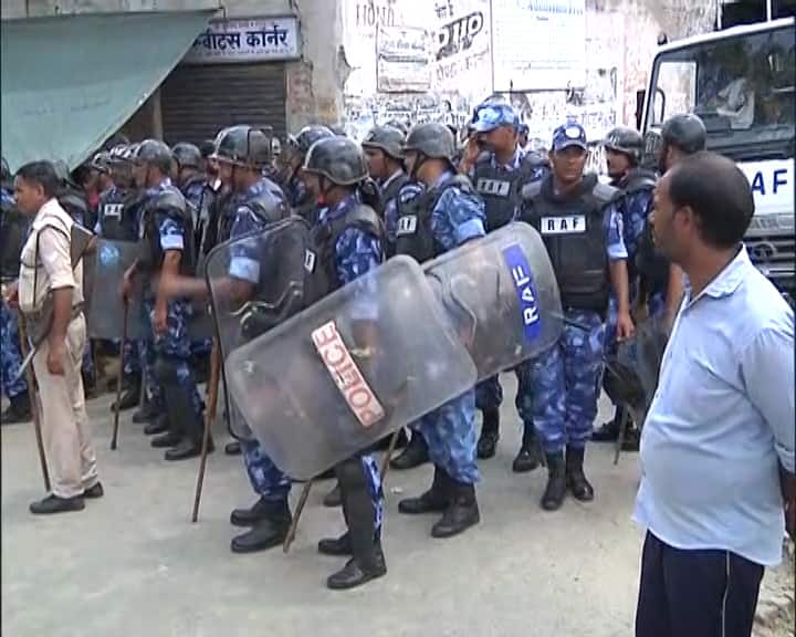 Police station from various branches reached at the spot, RAF has also been deployed in the village