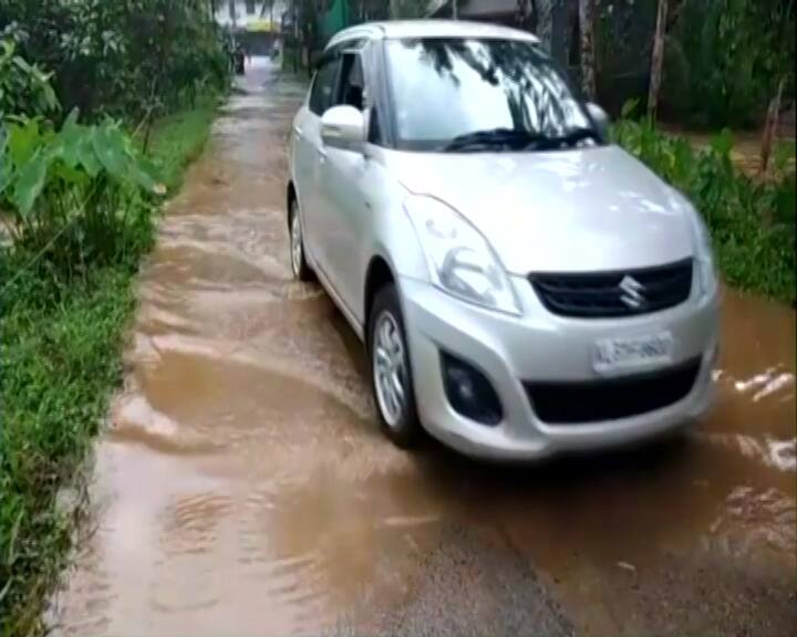 The Cochin International Airport Limited (CIAL) stopped the arrival operations today in view of possible inundation in the airport area following a rising water level in the Periyar river. (ANI)