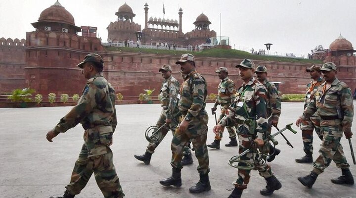 Ahead Of Independence Day, Traffic Restrictions In Delhi From Today Traffic restrictions in Delhi today due to full dress rehearsal of Independence day celebration