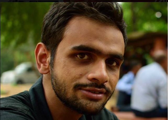 JNU student leader Umar Khalid shot outside Constitution Club of India JNU student leader Umar Khalid shot at near Parliament, escapes unhurt