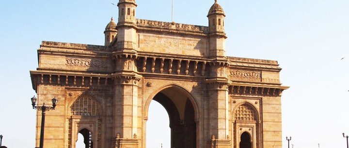 How Gateway of India represented the grandeur of the British Raj in India How Gateway of India represented the grandeur of the British Raj in India