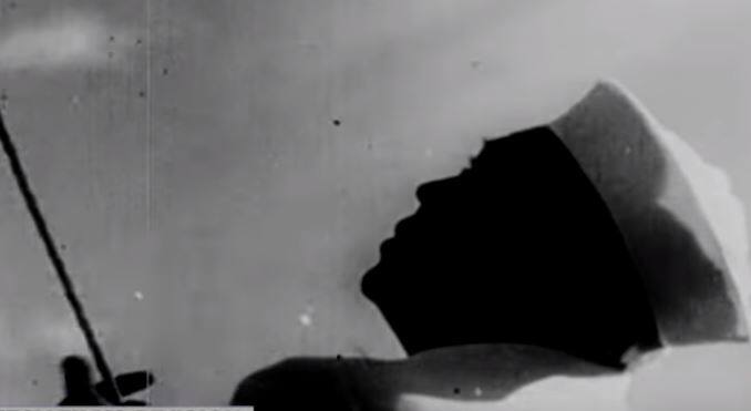 First Indian PM Jawaharlal Nehru as he hoists the Tricolour at Red Fort .( Image: Screengrab from YouTube)