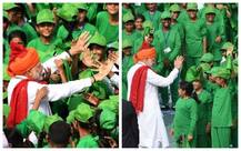 IN PICS: Excited kids surround PM Modi after his Independence Day speech at Red Fort