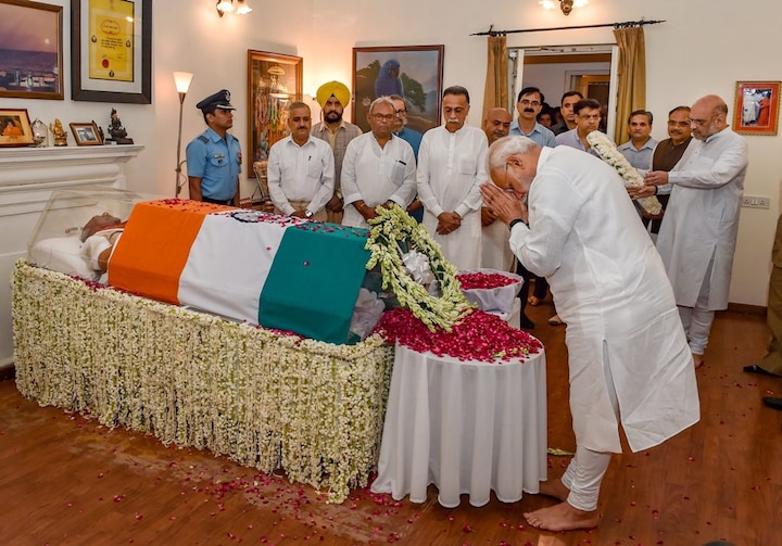 Atal Bihari Vajpayee death Live Updates: Latest news Atal Bihari Vajpayee passes away: Last rites on Friday at Delhi's Smriti Sthal, 7-day state mourning announced