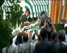 IN PICS: Army\'s Gun Carriage With Mortal Remains of \'Bharat Ratna\' Atal Bihari Vajpayee Wrapped in Tricolour