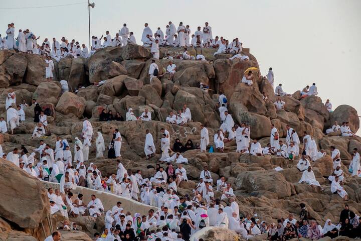 On Monday, with their palms facing the sky in supplication, and many with tears in their eyes, around 2 million people from around the world gathered in an effort to start anew, erase past sins and beg God for forgiveness and guidance in the peak day of the hajj pilgrimage. Photo: AP