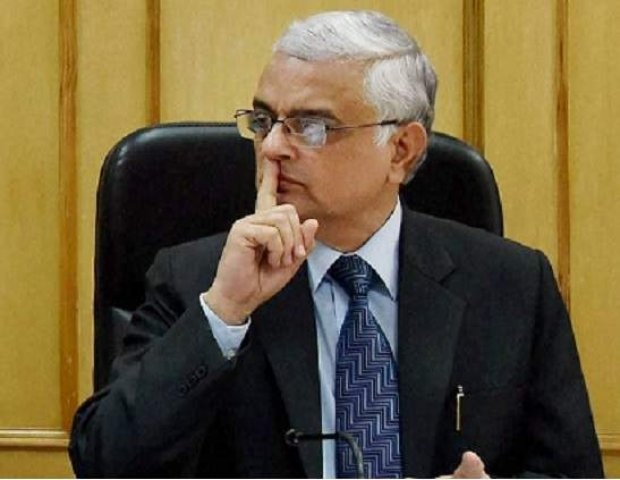 Simultaneous Lok Sabha and Assembly polls in India? CEC OP Rawat says, 'No chance at all' Simultaneous Lok Sabha and Assembly polls in India? CEC OP Rawat says, 'No chance at all'