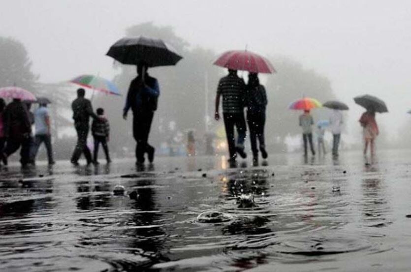 Moderate rain in Pune city today, likely to bring mercury down