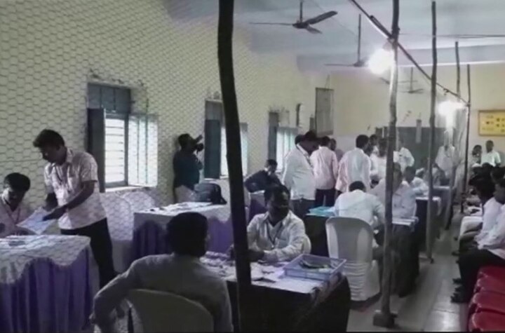 Karnataka civic polls results: Vote counting begins Karnataka civic polls results: Vote counting begins