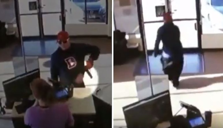 WATCH: Robber drops his pants in botched robbery attempt Oops! Robber drops his pants in botched robbery attempt; Check video