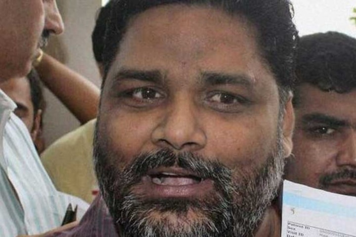 Bihar MP Pappu Yadav attacked by Bharat Bandh protesters in Muzaffarpur