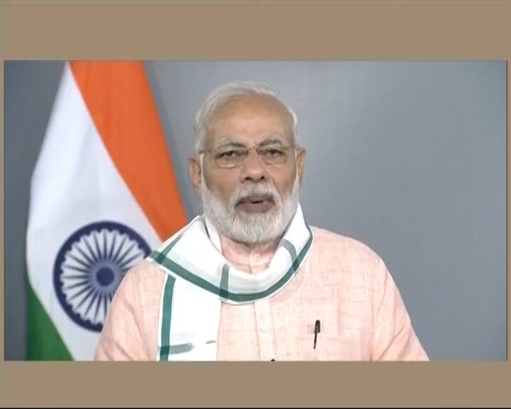 Contribution of women in Swachh Bharat Mission immense: Modi Contribution of women in Swachh Bharat Mission immense: Modi