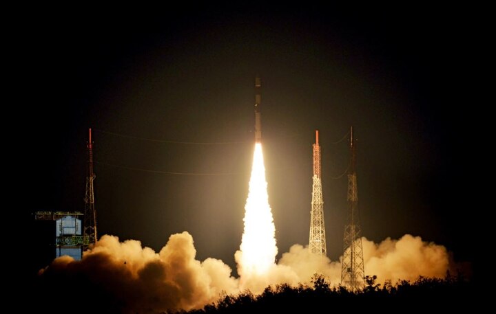 ISRO successfully launches NovaSAR, S1-4 satellites onboard PSLV-C42; PM Narendra Modi congratulates space scientists ISRO successfully launches NovaSAR, S1-4 satellites onboard PSLV-C42; PM Modi congratulates space scientists