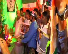 Asia Cup 2018: See pictures of fans who just can\'t keep calm! Another \'Mauka-Mauka\' moment before India, Pakistan lock horns in Dubai