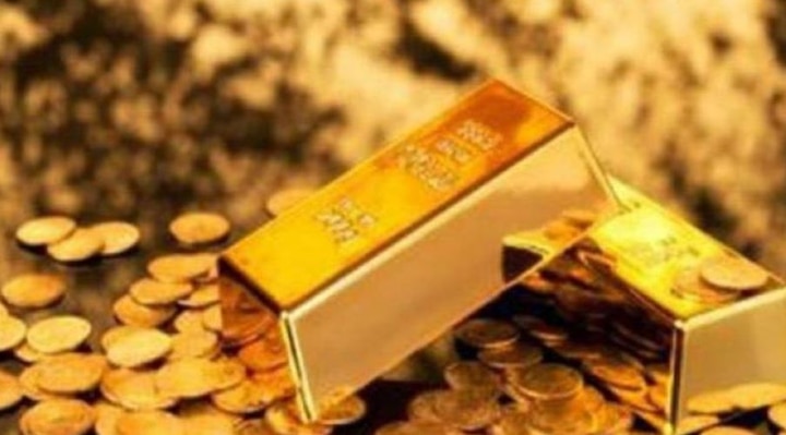 Gold rallies on positive global cues, jewellers' buying Gold rallies on positive global cues, jewellers' buying