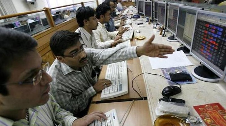 Sensex recovers 900 points after slipping by 1100 in afternoon trade; Nifty reclaims 11,100 Sensex recovers 900 points after slipping by 1100 in afternoon trade; Nifty reclaims 11,100