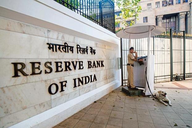 Over 40% firms feel RBI may further hike rates: CII survey Over 40% Indian companies feel RBI may further hike rates: CII survey