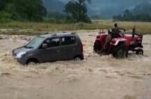 Heavy rains claim 11 lives in North India, Red alert in Punjab