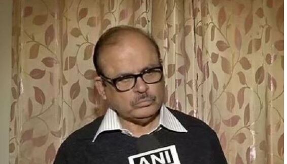 NCP MP Tariq Anwar resigns after Sharad Pawar's statement defending PM Modi on Rafale deal NCP MP Tariq Anwar resigns over Sharad Pawar's statement defending PM Modi on Rafale deal